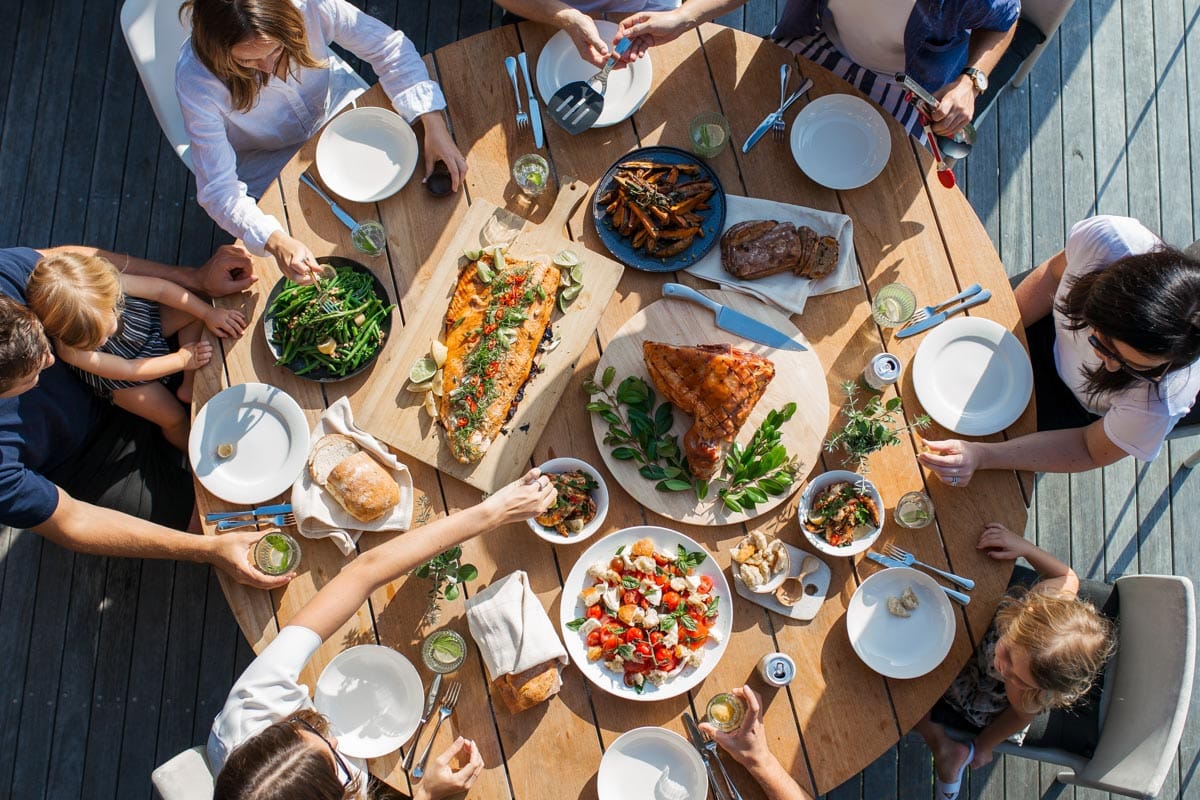 Tips for fostering positive communication during family meals